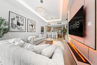 Brand New JVC Apt w Pool Walk to Circle Mall - 0
