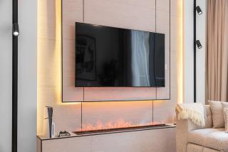 Brand New JVC Apt w Pool Walk to Circle Mall - 8