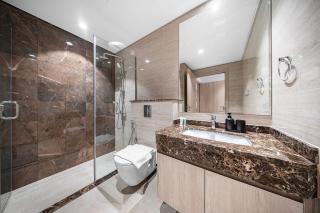 Brand New JVC Apt w Pool Walk to Circle Mall - 3
