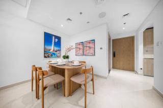 Brand New Private Garden next to Pool Spacious - 8