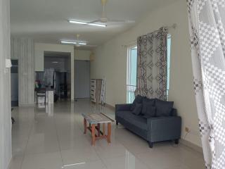IJM condominium Bandar Utama - 4