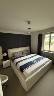 House of Reinach Free Parking - 2