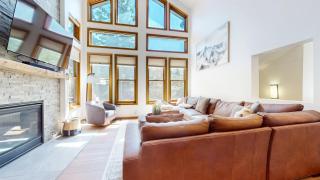Snowcreek 880 Condo - 5