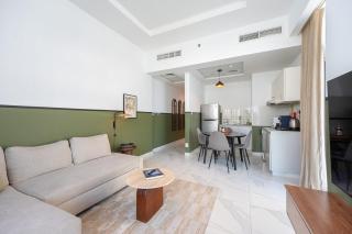 Sukoon's Waterfront Two-Bedroom - 4