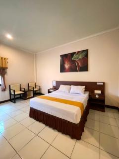 Anggraeni Hotel Jatibarang - 7