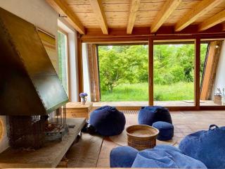 Artistic Hideaway for Space, Light and Creativity - 1
