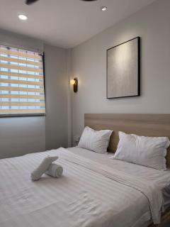 MR Hotel Teluk Intan - 5