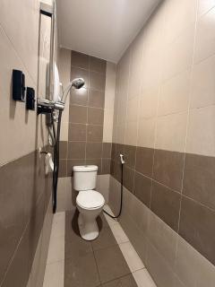 MR Hotel Teluk Intan - 2