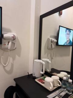 MR Hotel Teluk Intan - 1