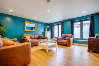 Spacious 4 BR Kelham Stay 8Beds 10Guests - 0