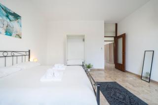 Milano Malpensa 5' - FreePark, Wifi, AC - 3 Suite - 2