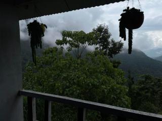 Valley View Retreat - 4