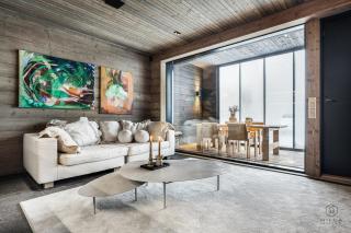 The Lakeview by Hilla Villas - 1