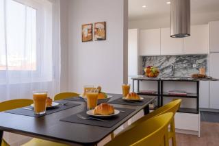 Downtown Portimão Apartment with River View and AC by Lisbeyond - 1