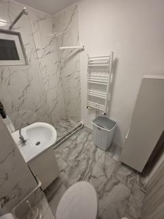 Apart SimBro - 4