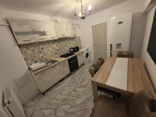 Apart SimBro - 7