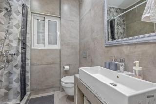 Stylish & Bright apartment in the Heart of Glyfada - 9