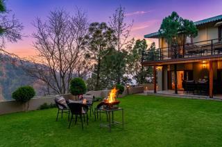 StayVista's Cedar Crest 4BR Pvt Pet Friendly Villa in Kasauli - 0