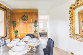 Charming 2BDR Bungalow near Heathrow and London - 1