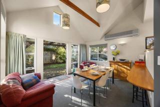 Cherry Court Comfort Big Family Home - 8