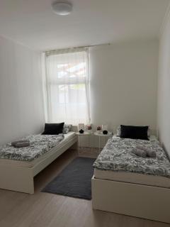 50m zum Bahnhof - 2 Zimmer zentral in Fürth - 5
