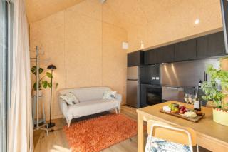 Modern 1-Bedroom Guesthouse with Roys Peak Views - 5