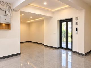 Mauryan Home Stay Near Yashobhoomi - 1