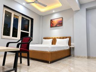 Mauryan Premier Hotel Greenfield - 4