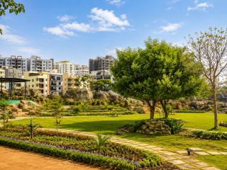 Cozy and Peaceful Entire 2Bhk near US consulate - 3