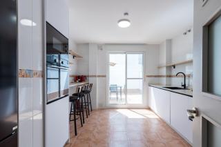 Diseño, espacio y confort en Gerena, ideal grupos - 6