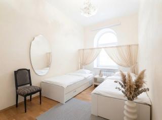 Old Cafe boutique Hotel - 4
