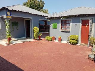 Baroka Overnight Accommodation - 0