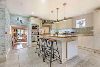 Cairngorm Cottage - 1