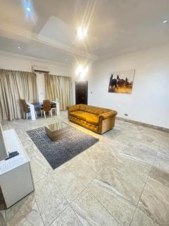 Modern & Affordable 2Bed 3Bath Apt in Adjiringanor - 9