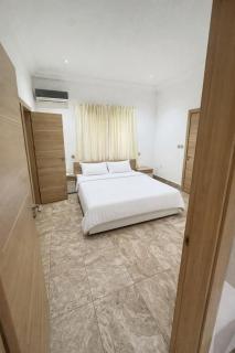 Modern & Affordable 2Bed 3Bath Apt in Adjiringanor - 3