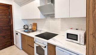 Pearl Island Sea & Mountain view apartment - 3