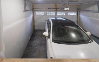 Spacious 3-Bedroom Duplex in Cy Becker - 6