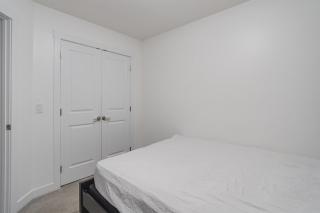 Spacious 3-Bedroom Duplex in Cy Becker - 2