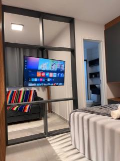 Studio 78 Luxo e conforto com Cama Queen Ar Cond Smart TV e Sofá Cama - 6