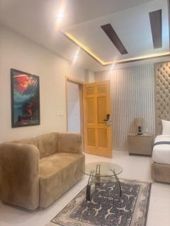 Hotel Royal Stay - 4