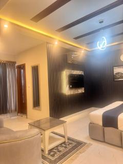 Hotel Royal Stay - 2
