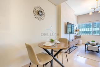 Great Value Stylish Studio with Pool & Stunning Views by Deluxe Holiday Homes - 5