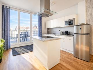 Two Bedroom Rooftop Apartment for 6 near City Center & Metro U2 - 7