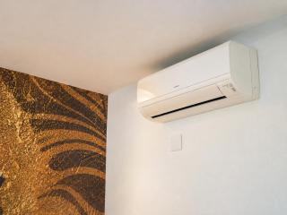 Two Bedroom Rooftop Apartment for 6 near City Center & Metro U2 - 2