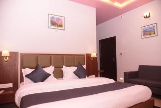 Hotel Larmika - 9