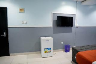DE-colossus hotel lagos - 1