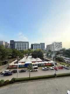 Super Host 1 BR near Sugbo Mercado with Netflix - 7