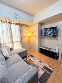 Super Host 1 BR near Sugbo Mercado with Netflix - 1