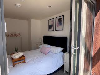 New modern apartment in Plymouth Devon - 1