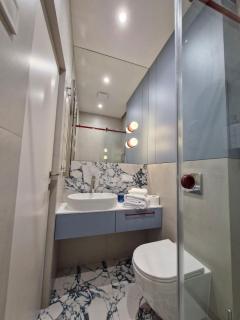 M&D Grand Apartment on Halytska street 12 - 5